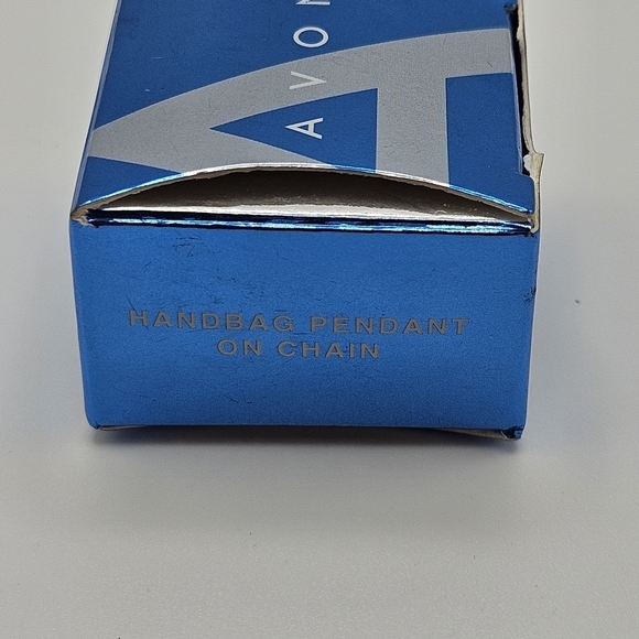 NEW Avon Red Enamel Handbag Purse Pendant Necklace 2006 - Picture 5 of 6